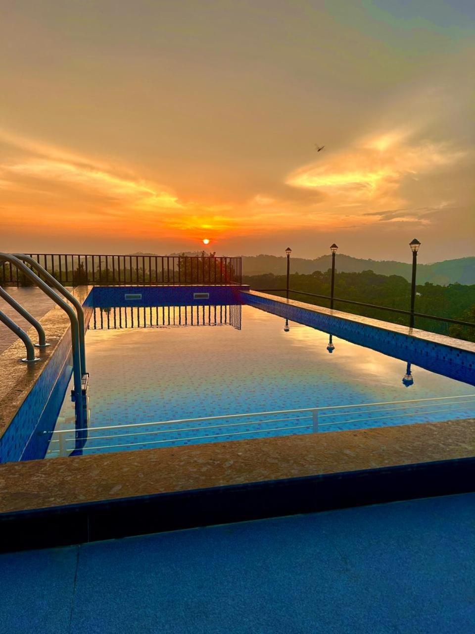Paadi Holidays Ramakkalmedu Idukki Εξωτερικό φωτογραφία